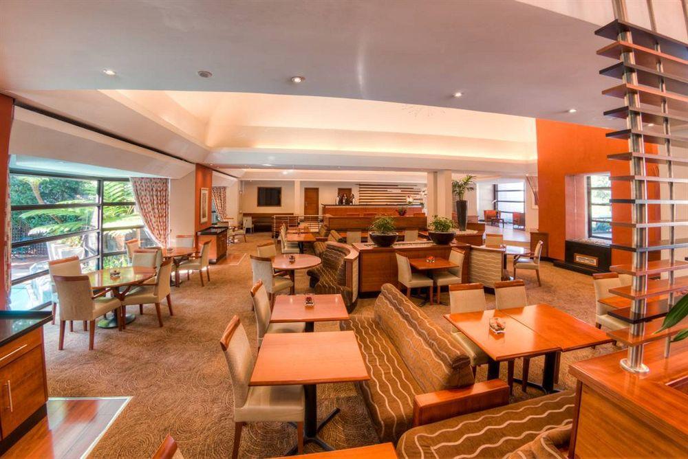City Lodge Hotel Sandton, Katherine Street Joanesburgo Exterior foto